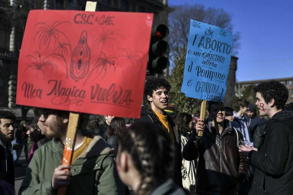 Image: En Italie, l'avortement n'en finit pas de faire des vagues