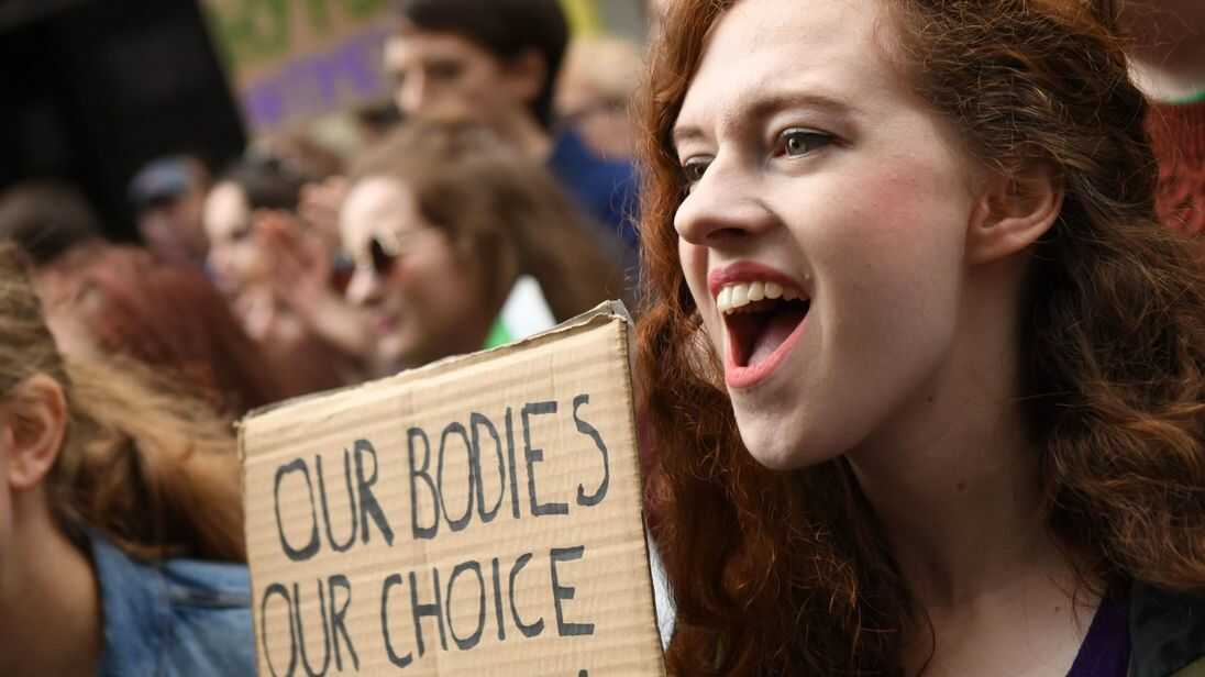 skynews-ireland-abortion_4534655.jpg